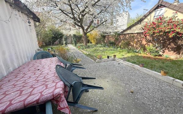 Maison à vendre    3 pièces •  Drancy