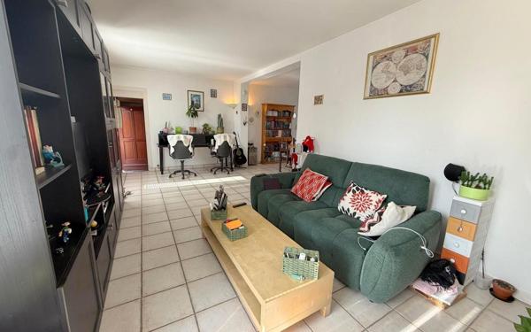 Maison à vendre    3 pièces •  Drancy