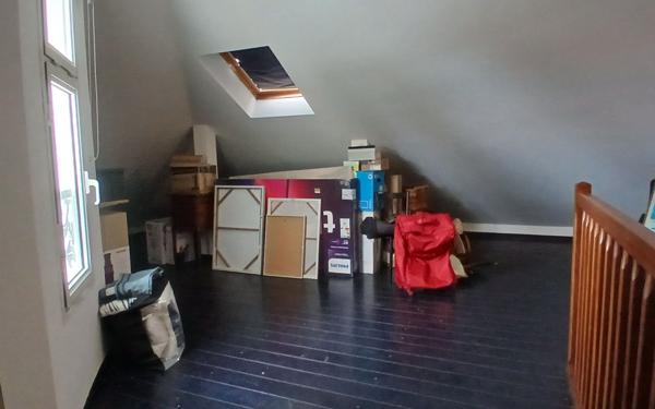 Maison à vendre    5 pièces • 185 m2 L'Étang-Salé