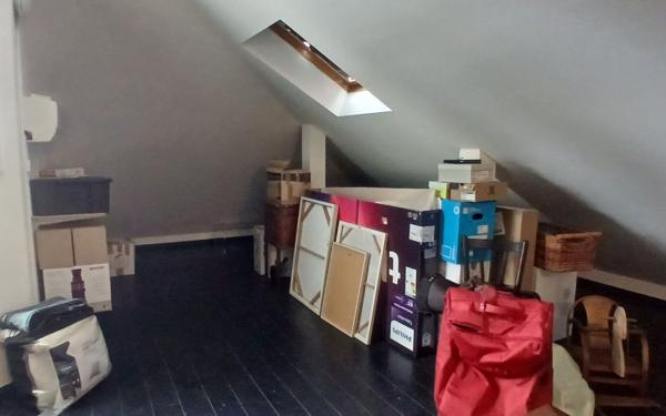 Maison à vendre    5 pièces • 185 m2 L'Étang-Salé