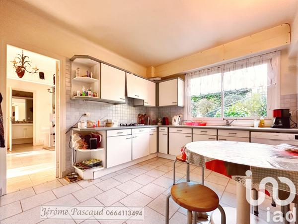 Maison à vendre 7 pièces 180 m² Rueil-Malmaison