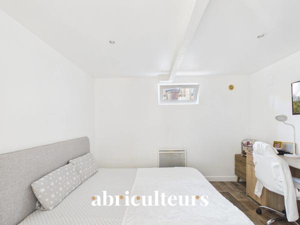 Maison avec dépendances habitables en vente à Bezons (95870)