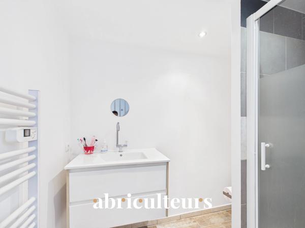 Maison avec dépendances habitables en vente à Bezons (95870)