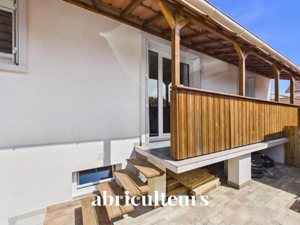 Maison avec dépendances habitables en vente à Bezons (95870)