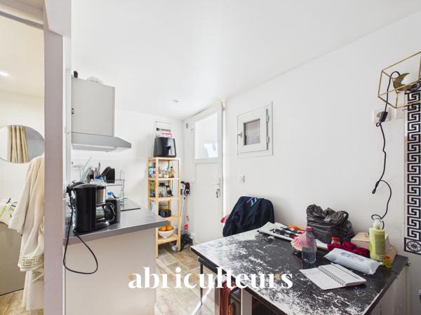 Maison avec dépendances habitables en vente à Bezons (95870)
