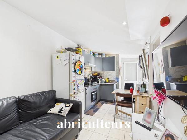 Maison avec dépendances habitables en vente à Bezons (95870)