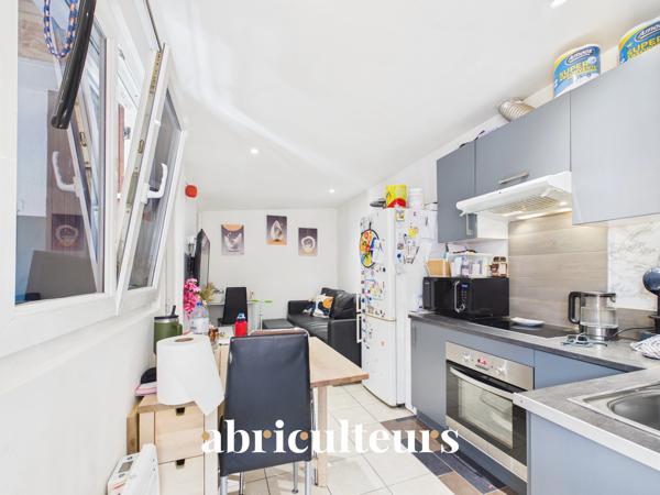 Maison avec dépendances habitables en vente à Bezons (95870)
