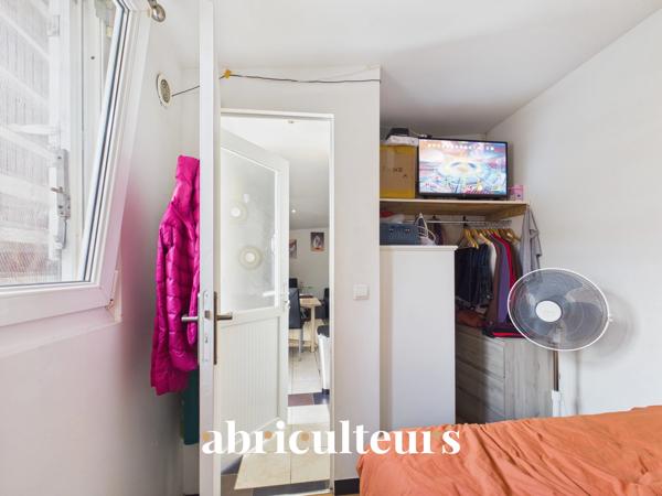 Maison avec dépendances habitables en vente à Bezons (95870)