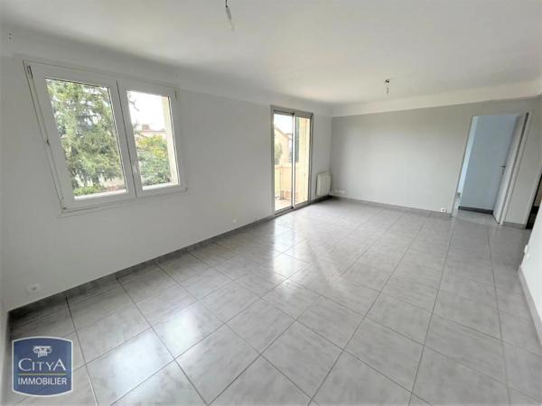 Appartement à louer 2 pièces 54.75m²