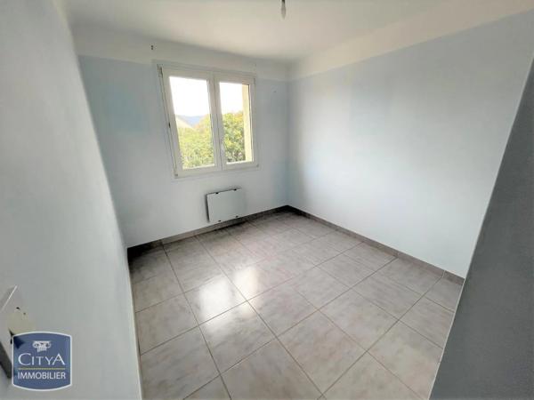 Appartement à louer 2 pièces 54.75m²