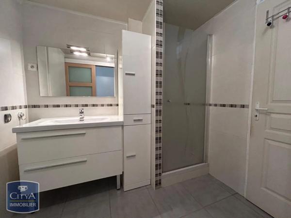 Appartement à louer 2 pièces 54.75m²