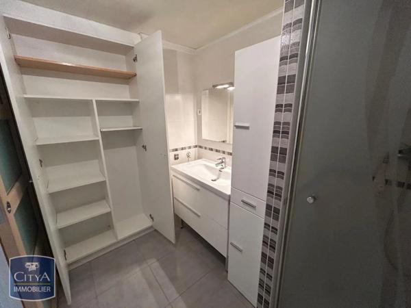 Appartement à louer 2 pièces 54.75m²