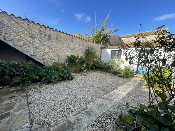 Maison 9 pièces - 220 m²