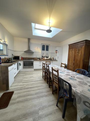 Maison 9 pièces - 220 m²