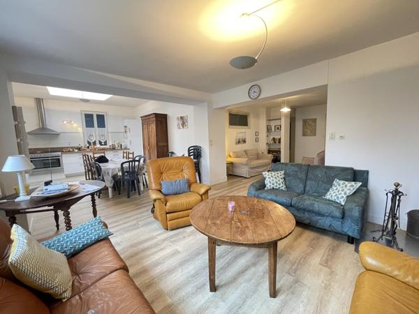 Maison 9 pièces - 220 m²