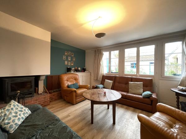 Maison 9 pièces - 220 m²