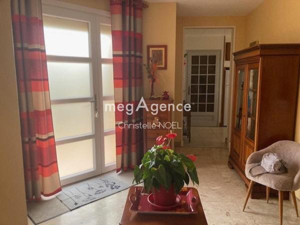 Maison à LE CHAMP-SAINT-PERE, 85540 - 4 pièces 121m²