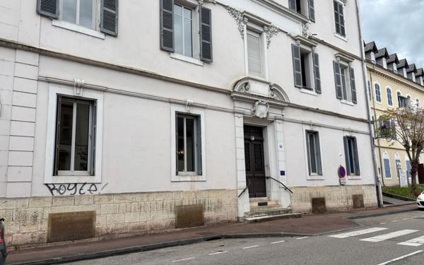 Appartement à vendre    4 pièces • 124,72 m2 Le Pont-de-Beauvoisin