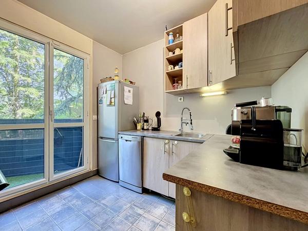 Vente                                                      Appartement
                        
                     3 pièces                      71 m2                     à Boissy-Saint-Léger