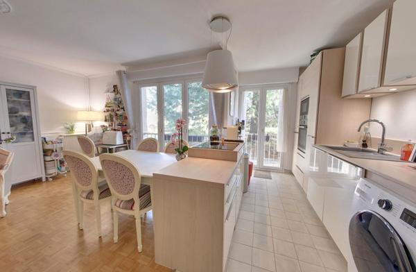 Appartement Nogent Sur Marne 4 pièce(s) 85.10 m2