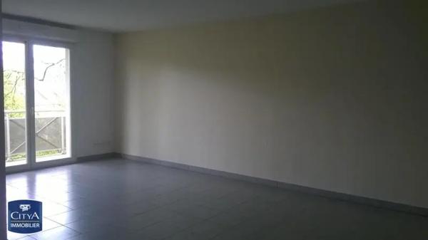 Appartement à louer 2 pièces 53.7m²