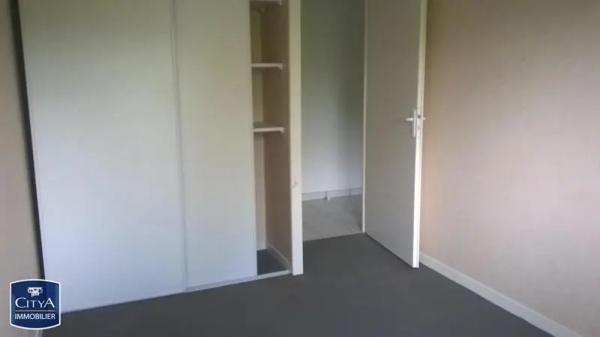 Appartement à louer 2 pièces 53.7m²