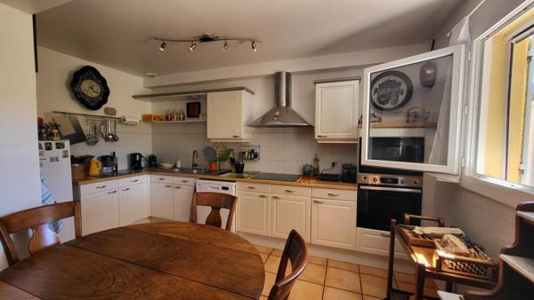 Spacieuse maison avec jardin et garage