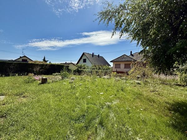 Superbe Maison Plain Pied 140m2 Rénovée à Neuf avec Jardin et au CALM