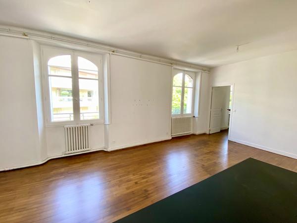 A vendre : Rennes - Thabor Appartement T2 avec garage à