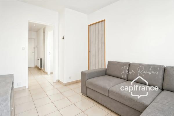 3 pièces lumineux avec balcon, cave et isolation récente – Maurepas