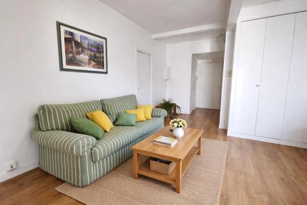 GRAND STUDIO MEUBLÉ AVEC BALCON, LOCATION MOBILITÉ 10 MOIS – PARIS 15ᵉ