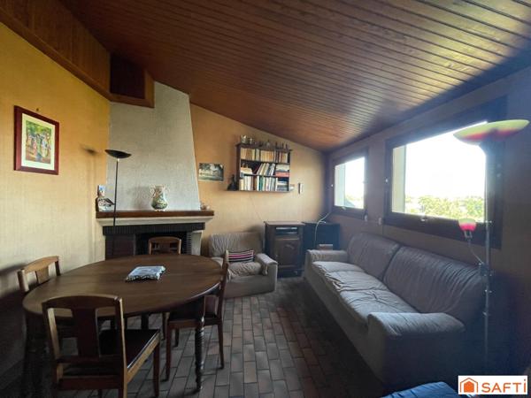 Appartements de 210 m2 avec terrain au cœur de Montbazens