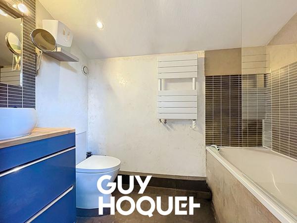 Villa Récente 3 Chs + GGE et Terrain de 623 m² - 71570 LA CHAPELLE DE GUINCHAY