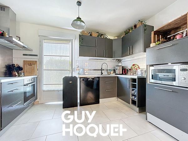 Villa Récente 3 Chs + GGE et Terrain de 623 m² - 71570 LA CHAPELLE DE GUINCHAY