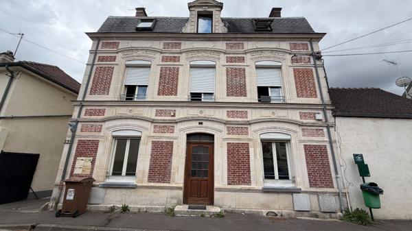 APPARTEMENT SEJOUR + DEUX CHAMBRES