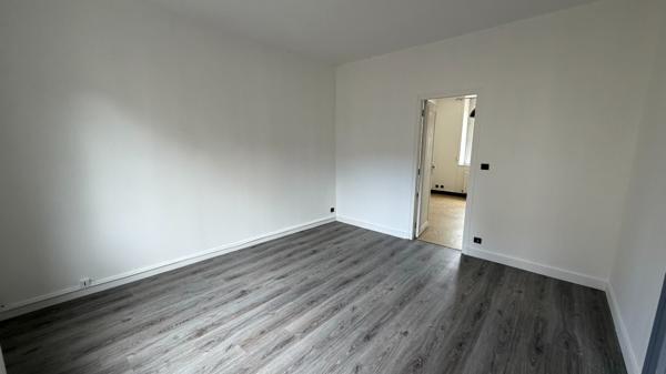 APPARTEMENT SEJOUR + DEUX CHAMBRES