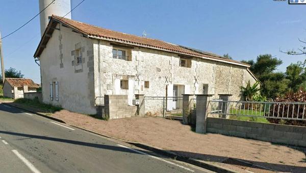 Maison de 187 m² offrant 4 chambres avec piscine