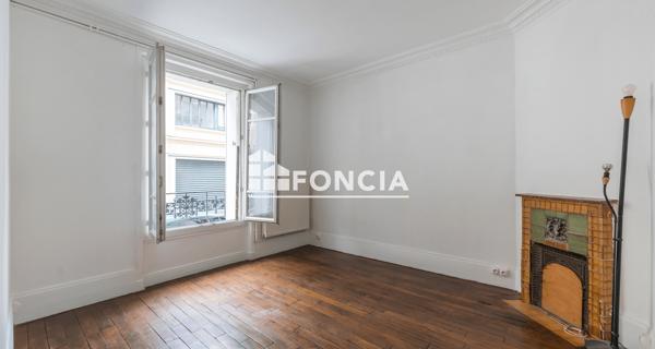 À vendre Studio 25.95 m² - Paris 75019
