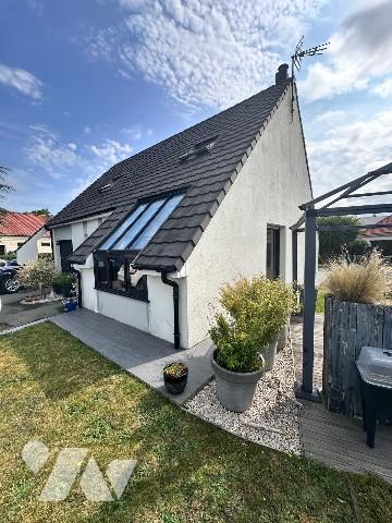 Maison familiale 120 m² , 4 chambres, calme, jardin de 625m², aucun travaux, proches des commodités.