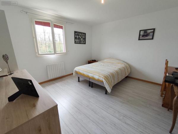 Maison à vendre à Saint-Hilaire-sur-Yerre dans l'Eure-et-Loir (28220), ref : JS/964