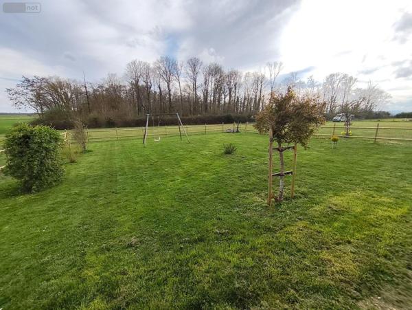 Maison à vendre à Saint-Hilaire-sur-Yerre dans l'Eure-et-Loir (28220), ref : JS/964