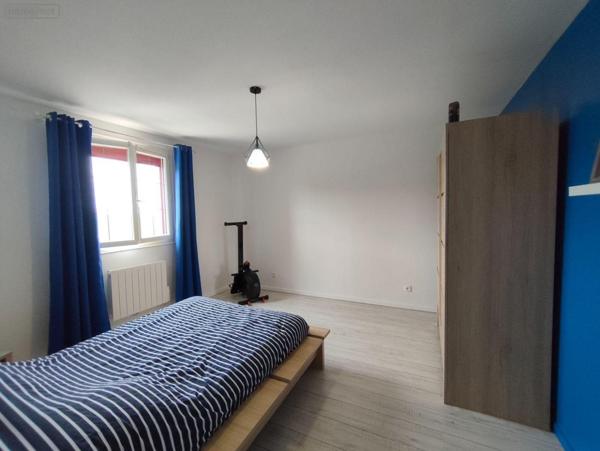 Maison à vendre à Saint-Hilaire-sur-Yerre dans l'Eure-et-Loir (28220), ref : JS/964