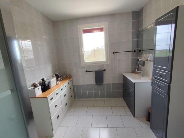 Maison à vendre à Saint-Hilaire-sur-Yerre dans l'Eure-et-Loir (28220), ref : JS/964