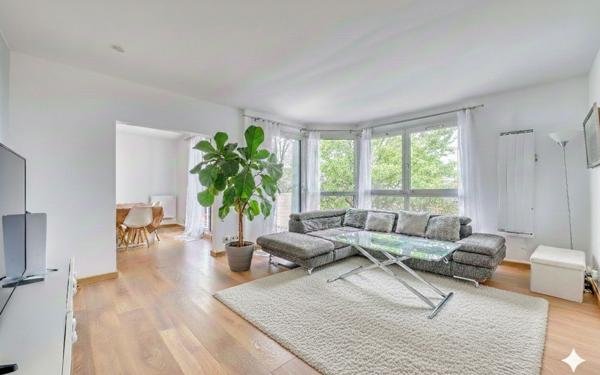 Appartement à vendre    4 pièces • 78,23 m2 Rosny-sous-Bois