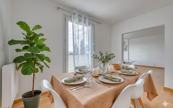 Appartement à vendre    4 pièces • 78,23 m2 Rosny-sous-Bois