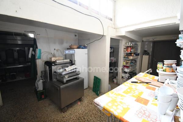 RARE OPPORTUNITÉ IMMOBILIÈRE À LONGUYON – ENSEMBLE DE 1 400 m² SUR PARC ARBORÉ DE 27 ARES ENVIRON