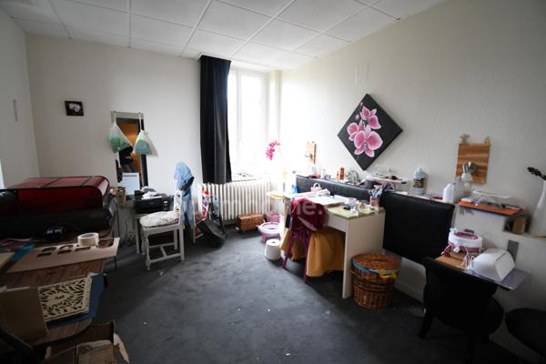 RARE OPPORTUNITÉ IMMOBILIÈRE À LONGUYON – ENSEMBLE DE 1 400 m² SUR PARC ARBORÉ DE 27 ARES ENVIRON