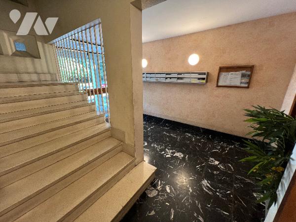 EXCLUSIVITE - VAL D'AZUR (13) - TYPE 3 + CAVE 141.700€ et BOX GARAGE