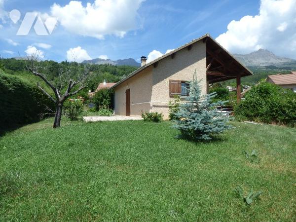 CHORGES, maison T4 avec garage