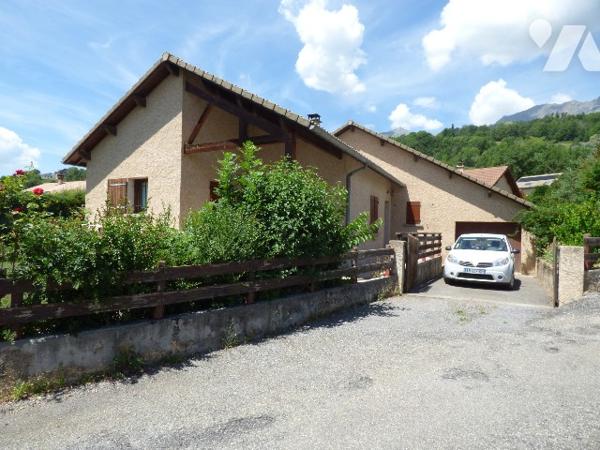 CHORGES, maison T4 avec garage